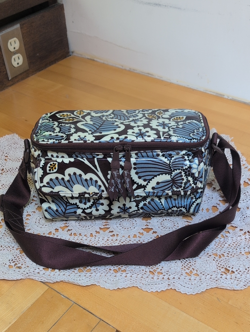 New Vera Bradley Picnic Coolie